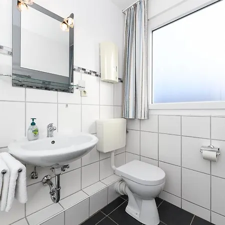 Bootsweg 18 Ferienwohnung 11 *